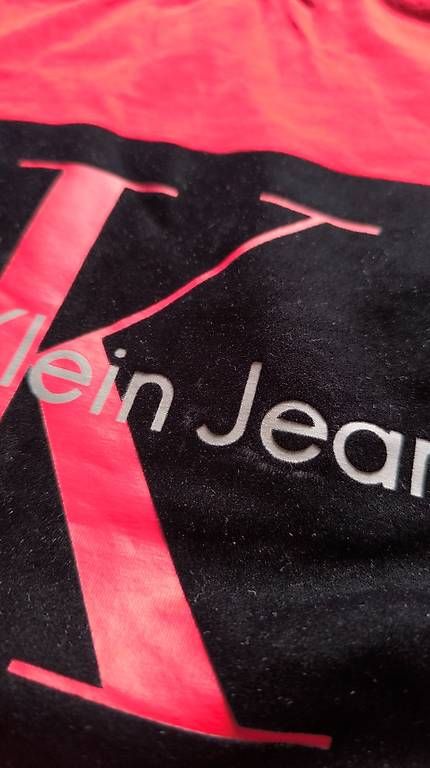 Calvin Klein T-shirt: Calvin Klein Shirt M – Usato da Ossingen venduto da kro_nrz6 1