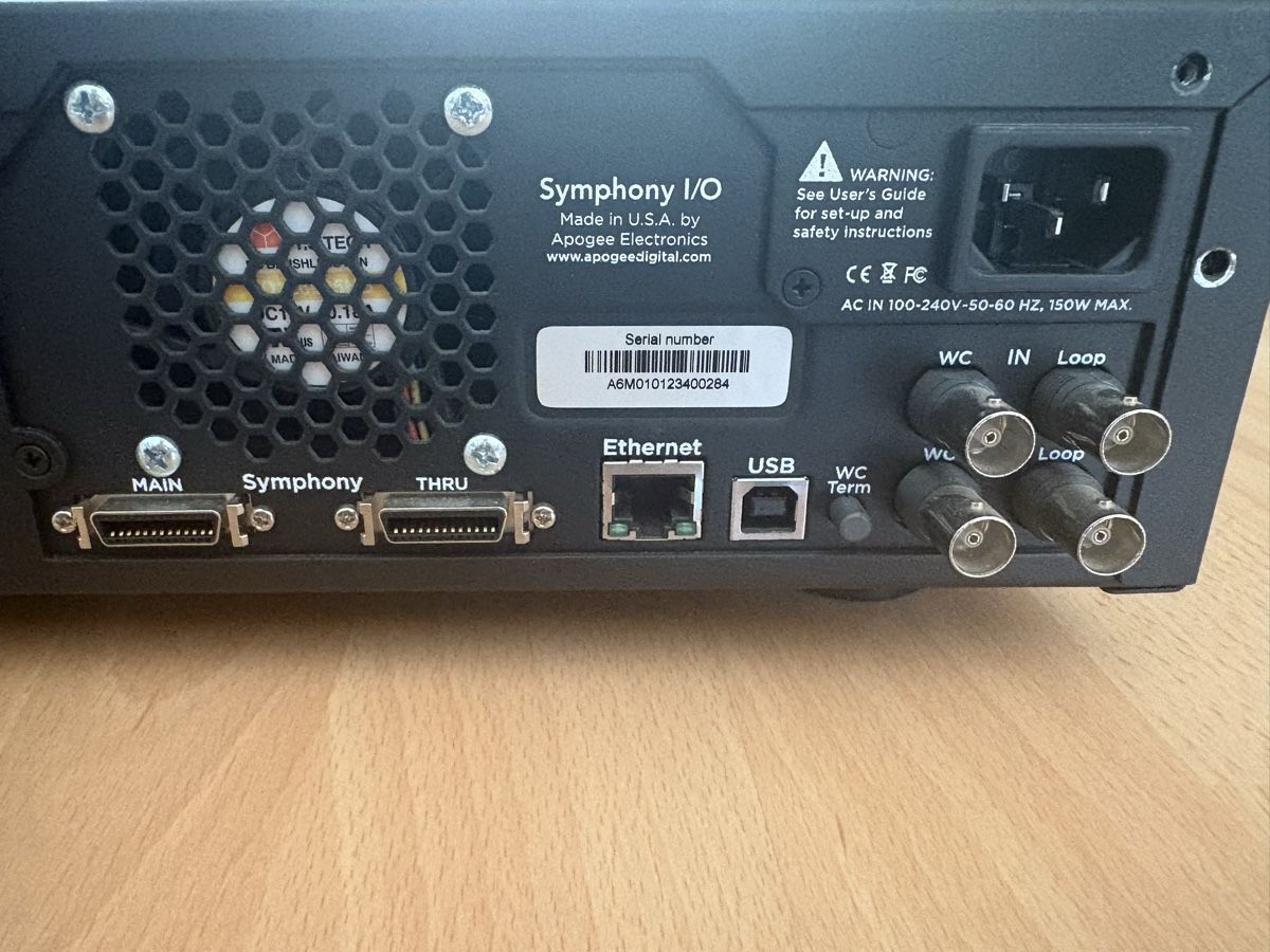 Apogee Convertitori: Apogee Symphony I/O - 8x8 Mic Pre, Thunderbdrige – Usato da Luzern venduto da seisend 2