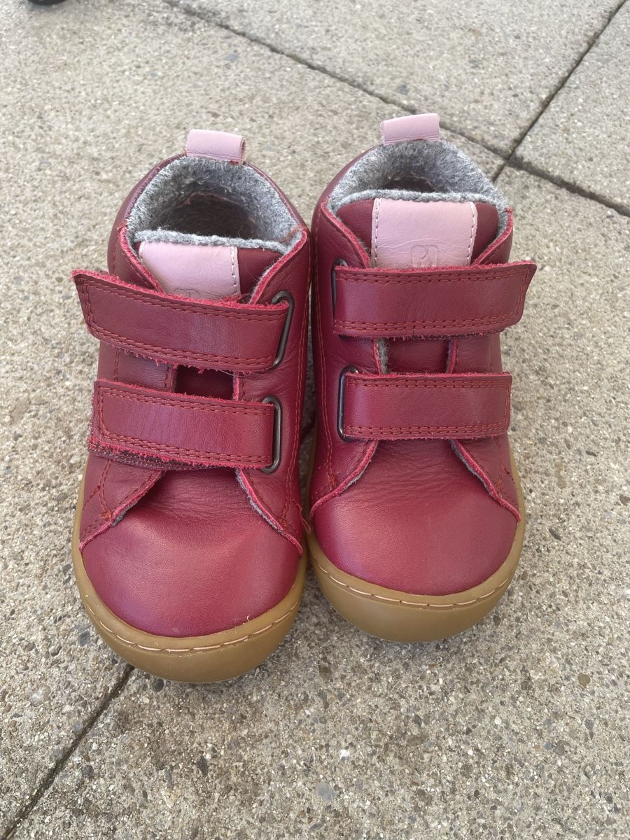 Elefanten Schuhe für Jungen: Schuhe von Elefanten, Gr. 23 – Gebraucht aus Weiningen ZH von wunderkaro