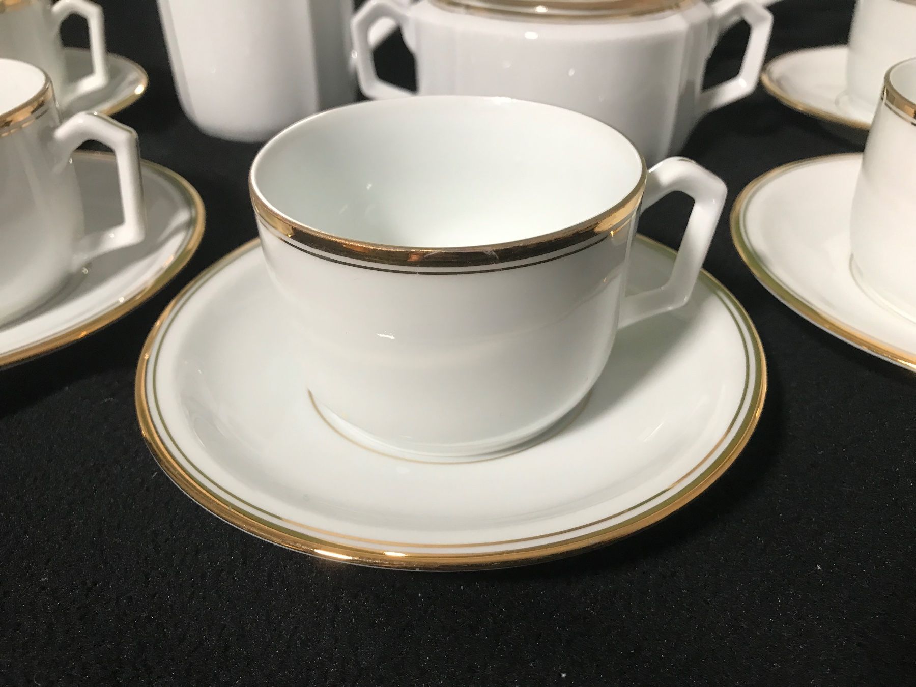 Seltmann Kaffee- & Teegeschirr: Teeservice Seltman, Goldrand – Gebraucht aus Winterthur von  3