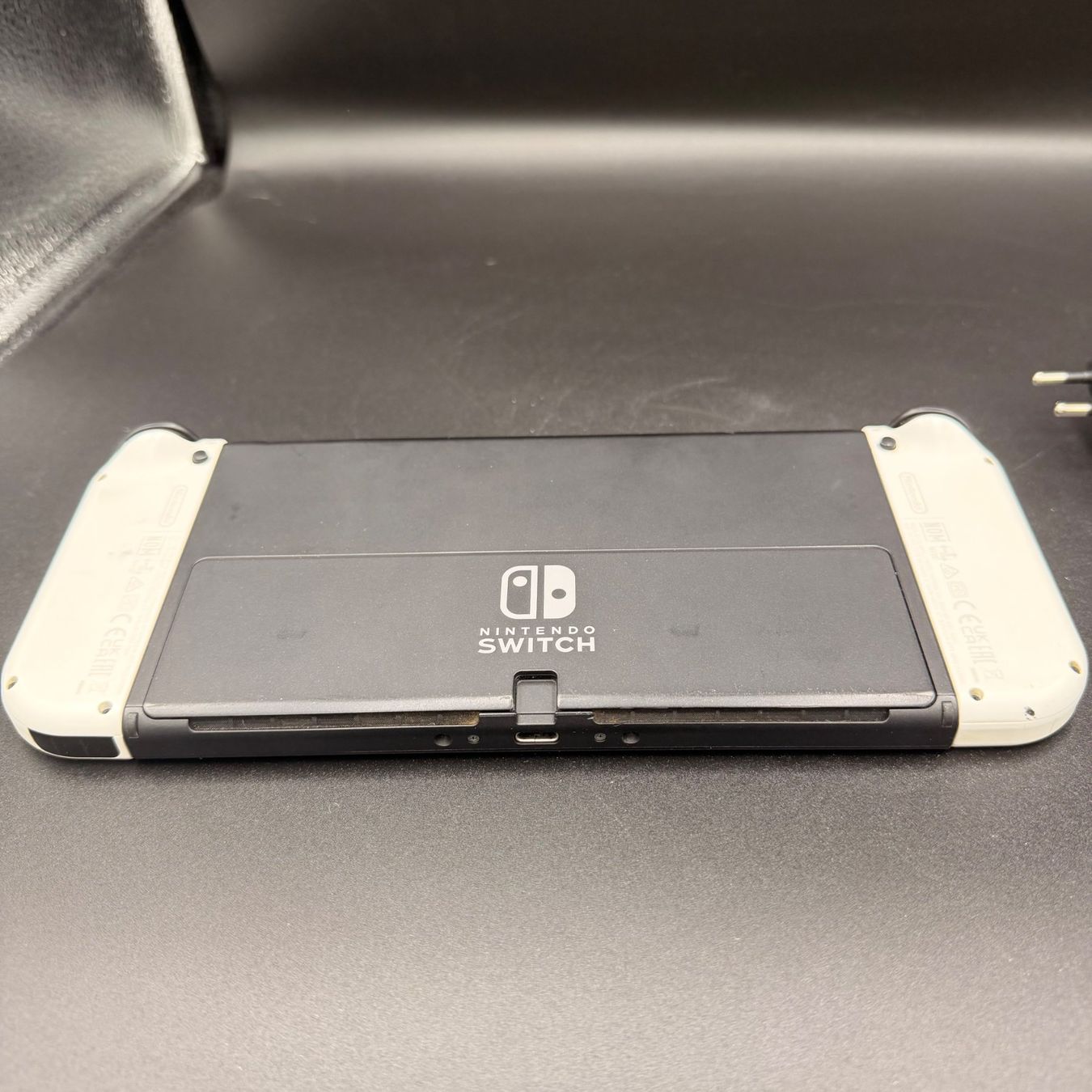 Nintendo Console: Nintendo Switch OLED Weiss – Usato da Düdingen venduto da Nerdworld 5