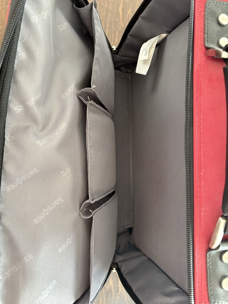 Koffer & Taschen: Laptop-Rollkoffer – Gebraucht aus Uerikon von nk013 1