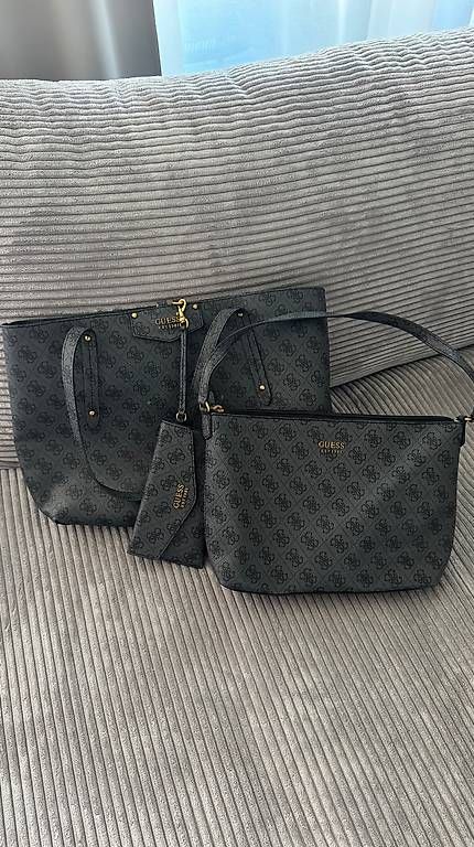 Borse da donna: Guess Taschen-Set in Schwarz – Usato da Widnau venduto da ali_t96f