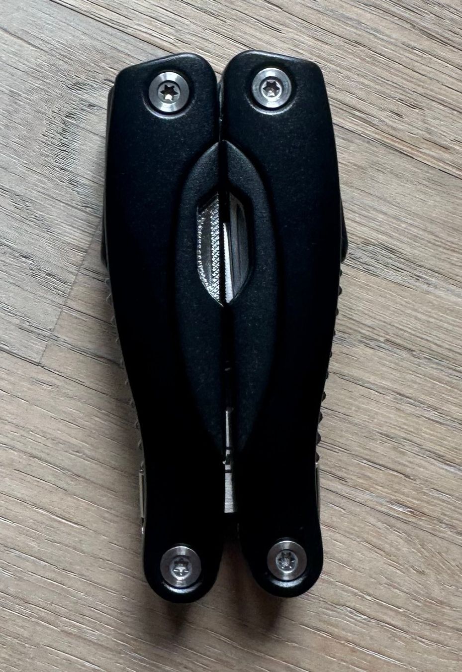 Tutti gli attrezzi: Multitool Klappwerkzeug schwarz, NEU und unbenutzt – Nuovo (secondo la descrizione) da Thal venduto da dom_7zf7