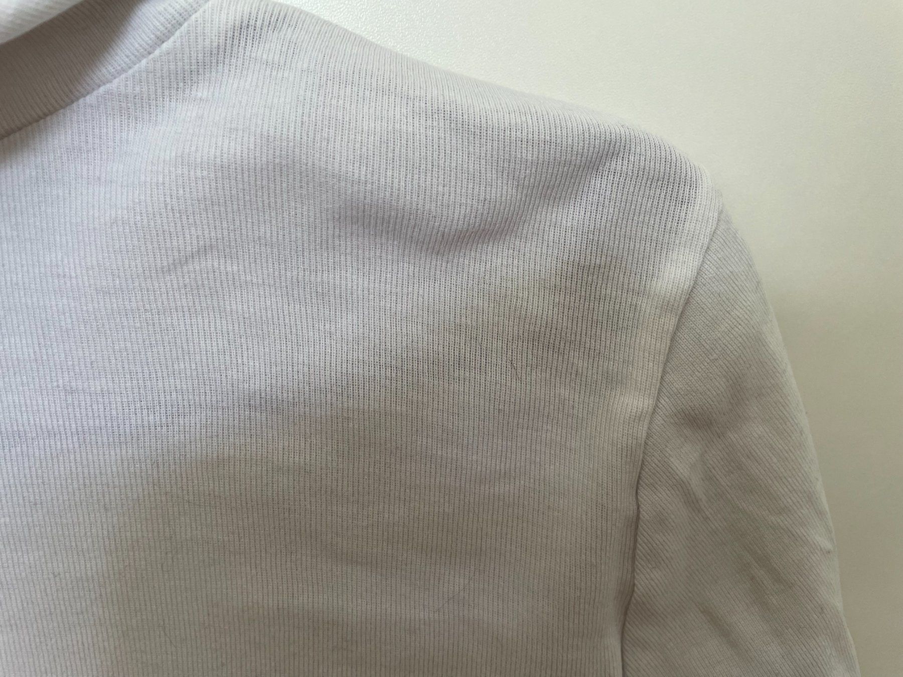 Blusen, T-Shirts & Tops: Col roulé Monoprix Teens Bio – Gebraucht aus Petit Lancy von gil_hr6v 3
