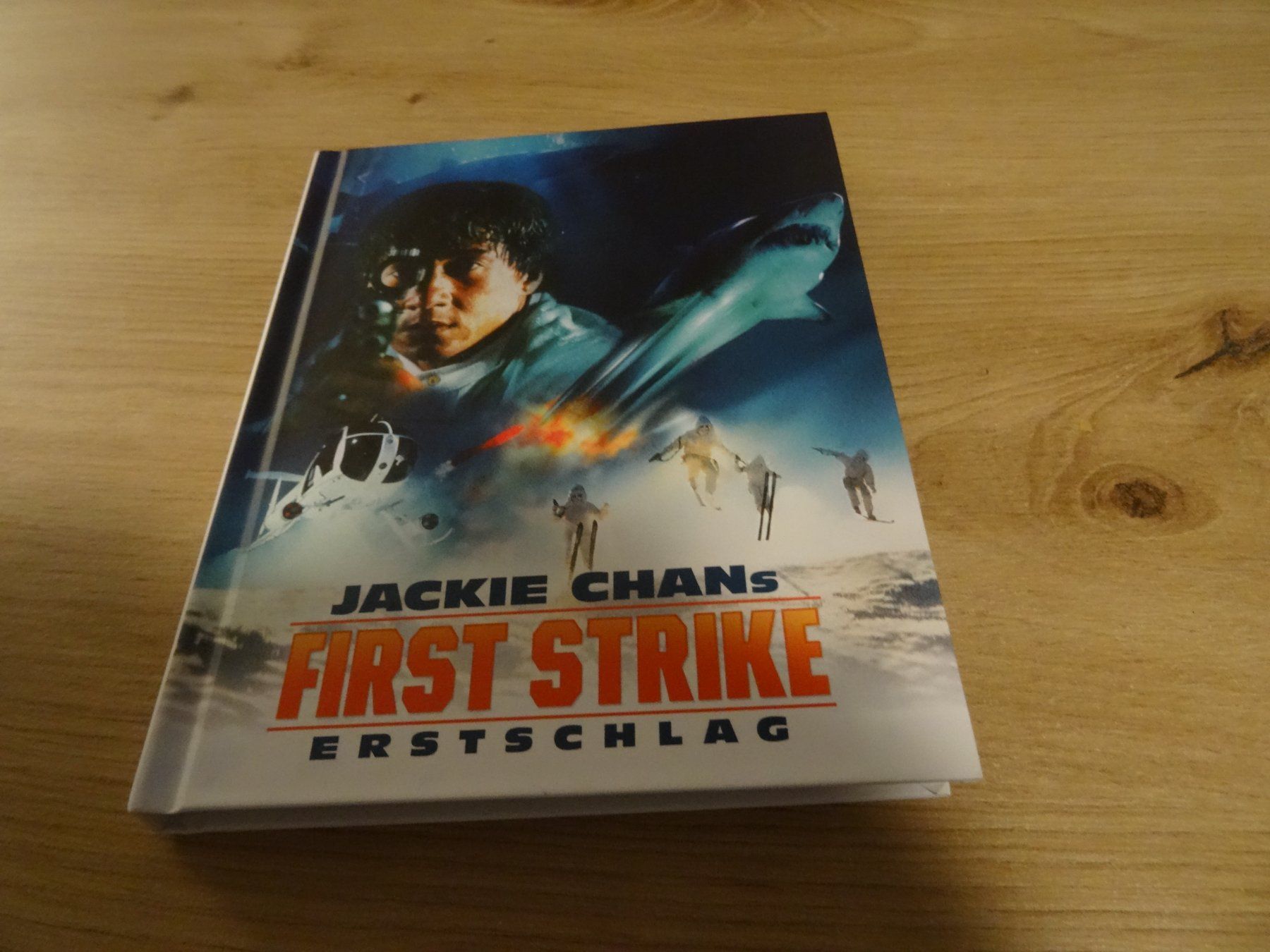 Alle DVDs: Jackie Chans First Strike Erstabschlag  Blu-ray MEDIABOOK – Gebraucht aus Olten von Disc-Verkauf