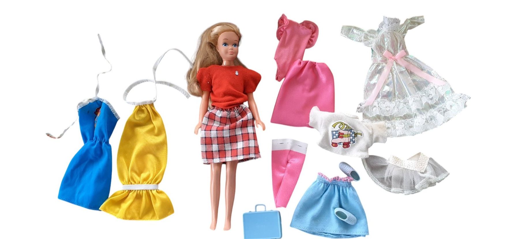 Puppen: Barbie Skipper 1980er Lot mit Kleidung – Gebraucht aus Mörschwil von lindaswunderkiste