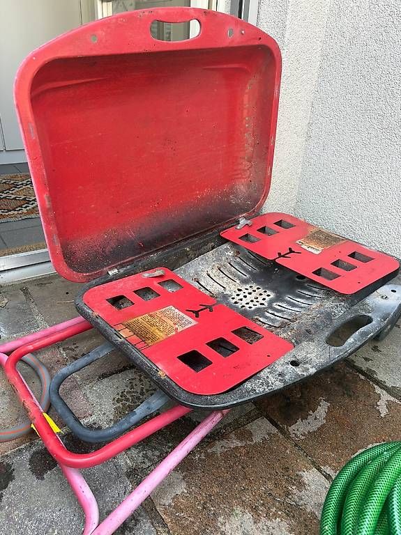 Griglie: BBQ mit Grillrost zu verschenken – Usato da Basel venduto da fed_5fks 1