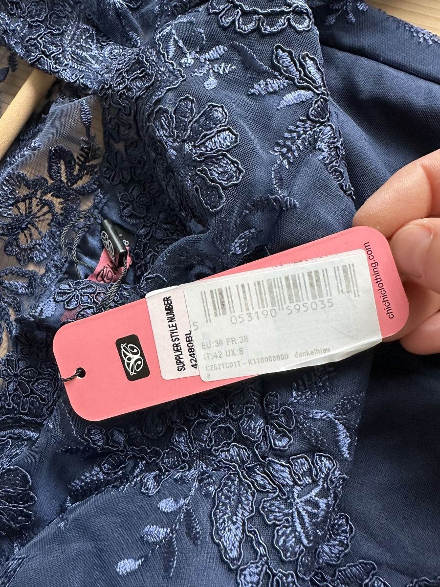 Robes: festliches Kleid in dunkelblau – Neuf avec emballage d'origine à Ettingen par rah_xgy9 6