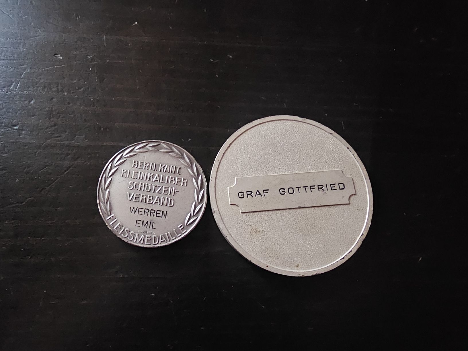 Medaillen: 2x Bern Schützenmedaille  – Gebraucht aus la neuveville von houeka 1