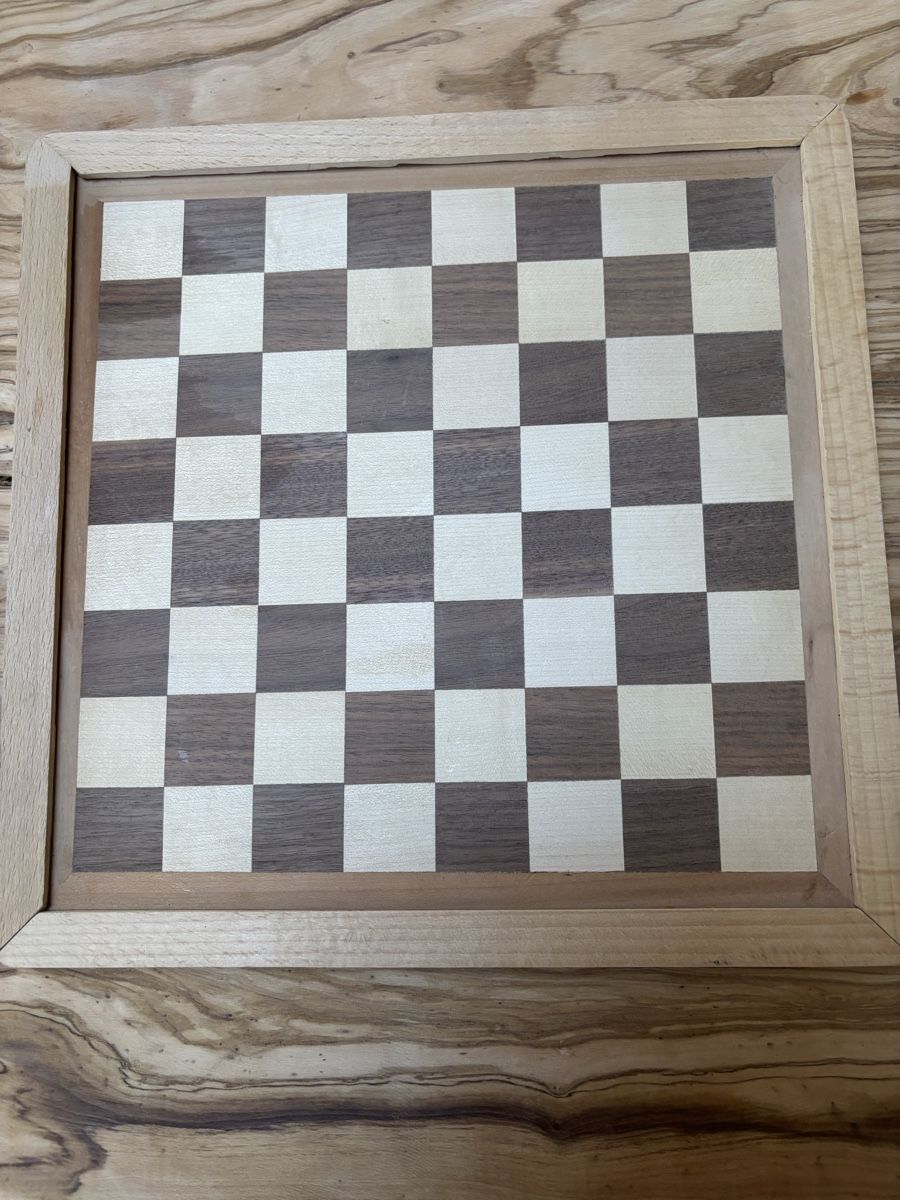Jeux: Schachbrett – D'occasion à Aadorf par bia_pyp2