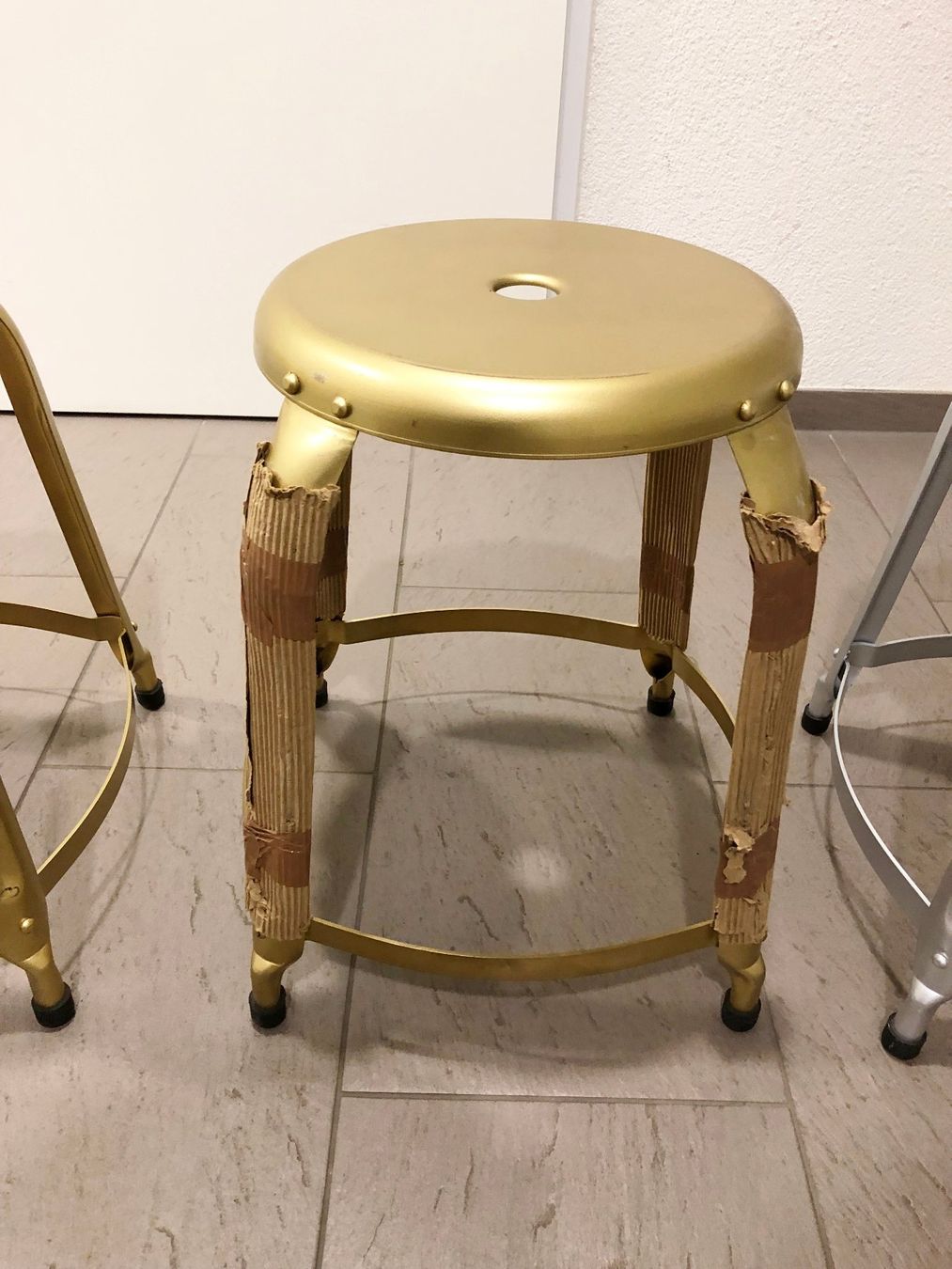Interio Tabourets: Vintage Hocker von INTERIO - Preis pro Hocker – Neuf avec emballage d'origine à Glattbrugg par Ariel012 3