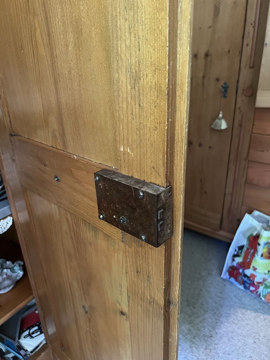 Schränke: Antiker Schrank aus der Renaissance  – Gebraucht aus Stachen von hun_x7xb 3