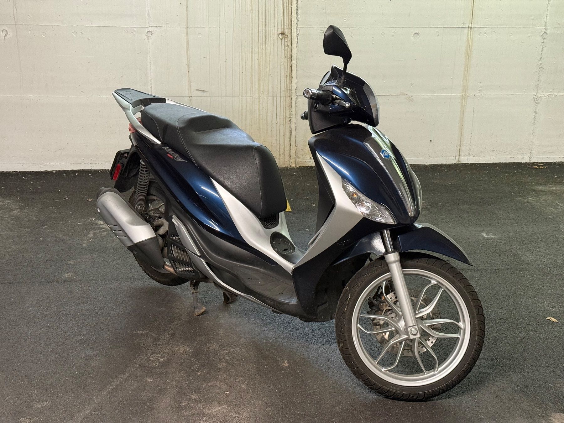 Piaggio Scooter: Piaggio Medley 125 iGet – Usato da Emmenbrücke venduto da alpha_12345 1