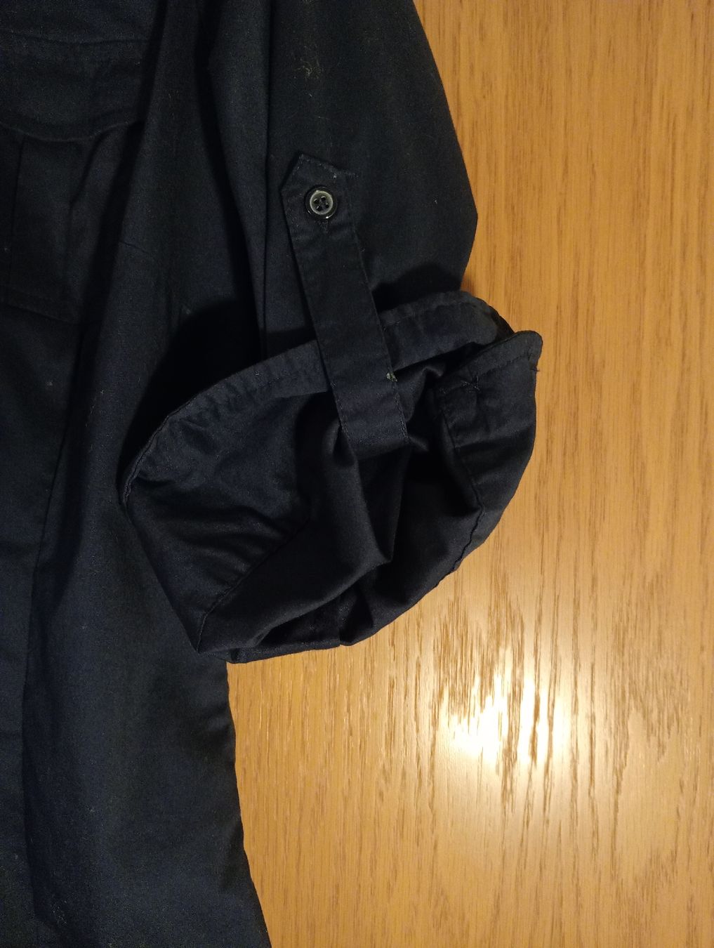 H&M Camicette: H&M Dunkelblaue Bluse / Hemd mit 3/4 Ärmeln Gr. 44 – Usato da Allschwil venduto da Evgeniia78 2