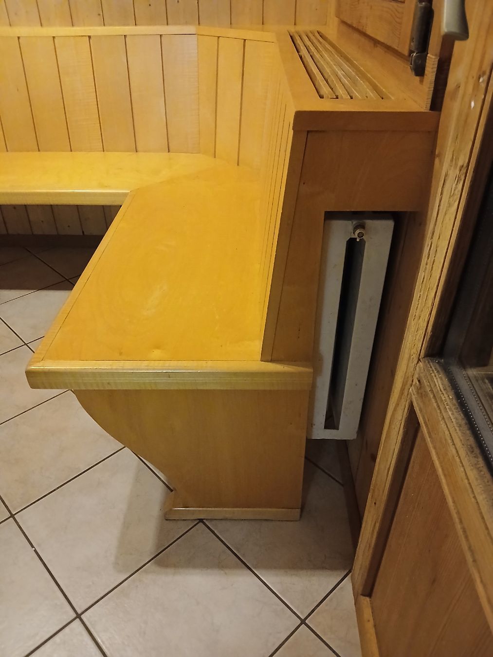 Panchine: Eckbank – Usato da Reutigen venduto da CorinaAeschlimann 2