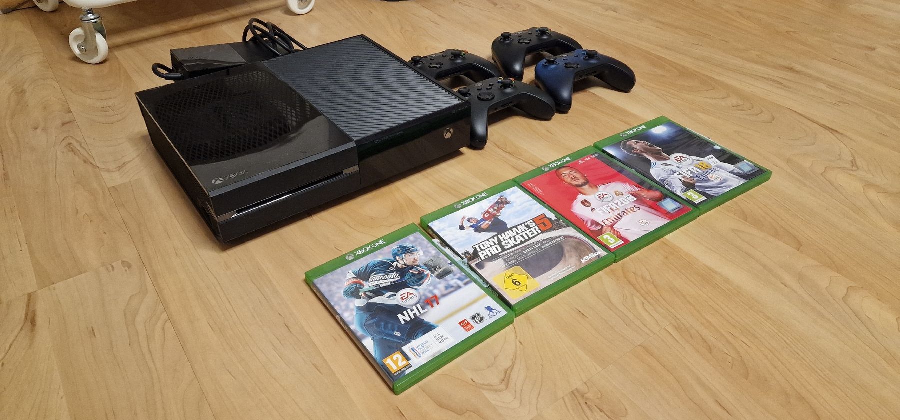 Microsoft Konsolen: XBox One – Gebraucht aus St. Gallen von gammastifel 1