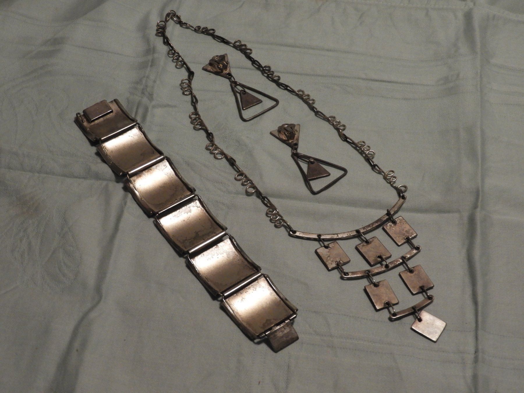 Sonstiger Schmuck: HALSKETTE +OHRENCLIPS +ARMBAND, EMAILLIERT 1970 ca – Gebraucht aus Ettingen von troll-mutter 4