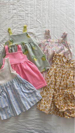 Lot de 5 robes d'été pour fille - taille 86
