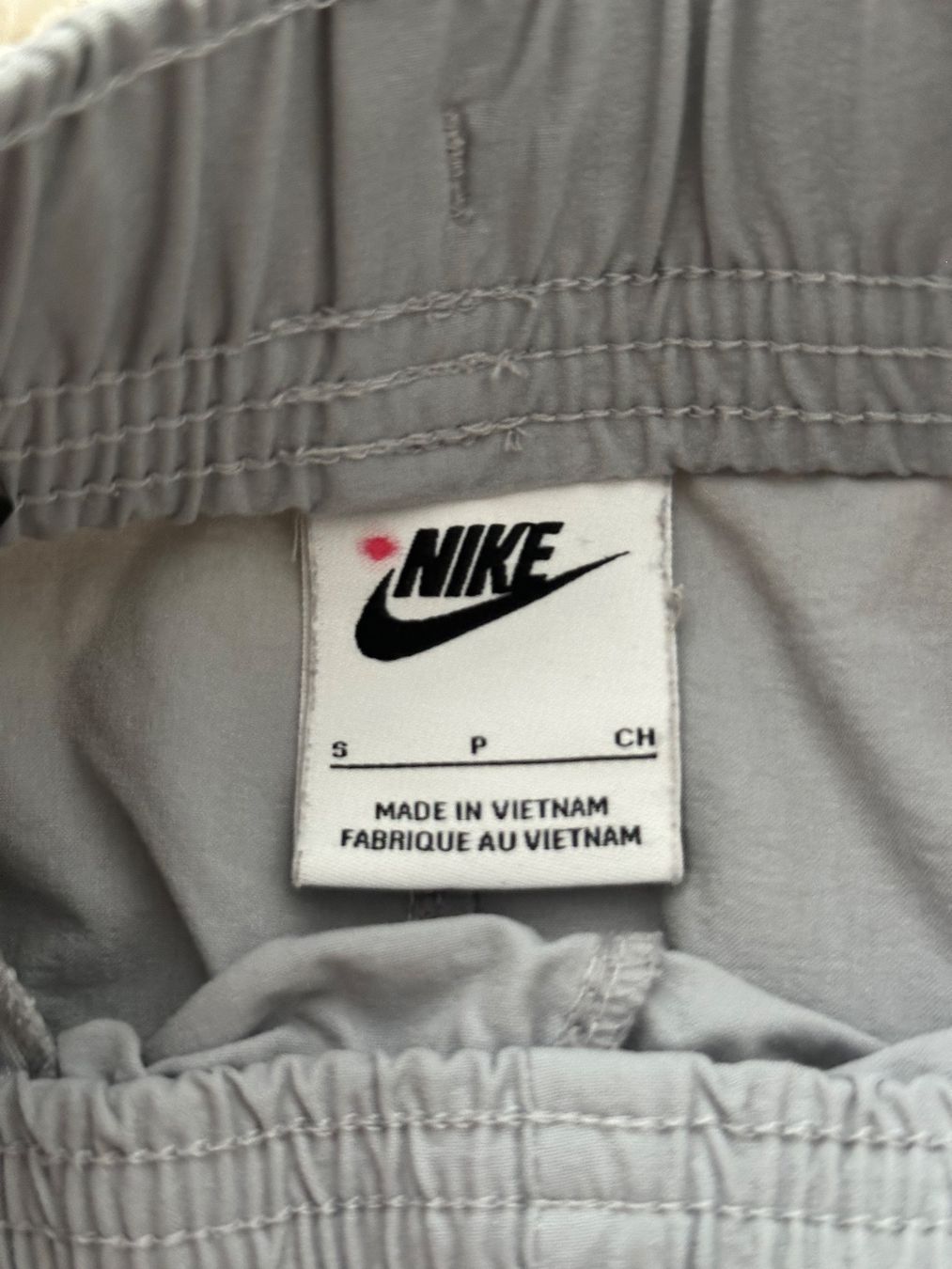 Nike Pantaloni: Nike Hose Gr.S – Usato da Bern venduto da BrandVilla 4