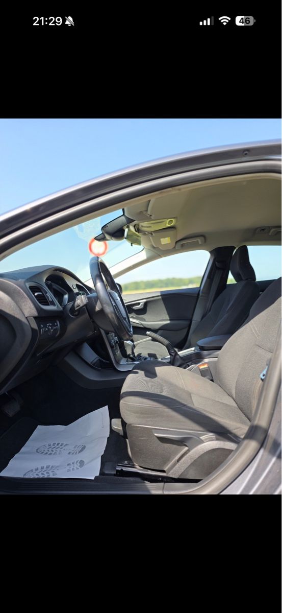 Volvo Automobili: VOLVO V40 T4 Summum Powershift 2013 – Usato da Schaffhausen venduto da moh_jfy5 3