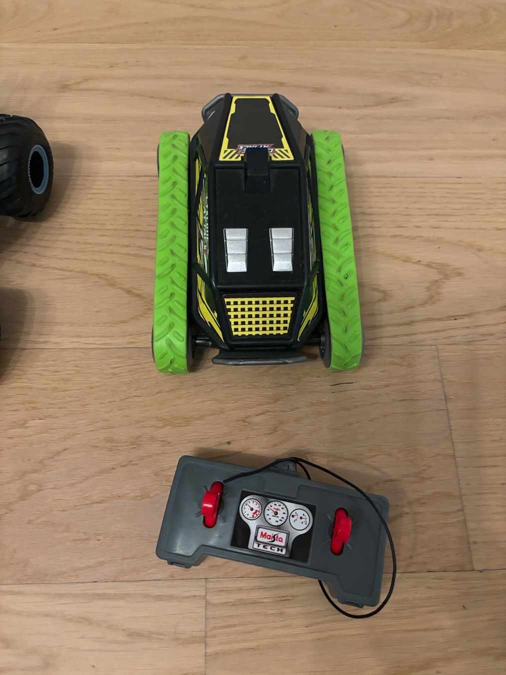 Giocattoli: 3 Remote-controlled Cars mit Batterien – Usato da Zürich venduto da pisamun 2