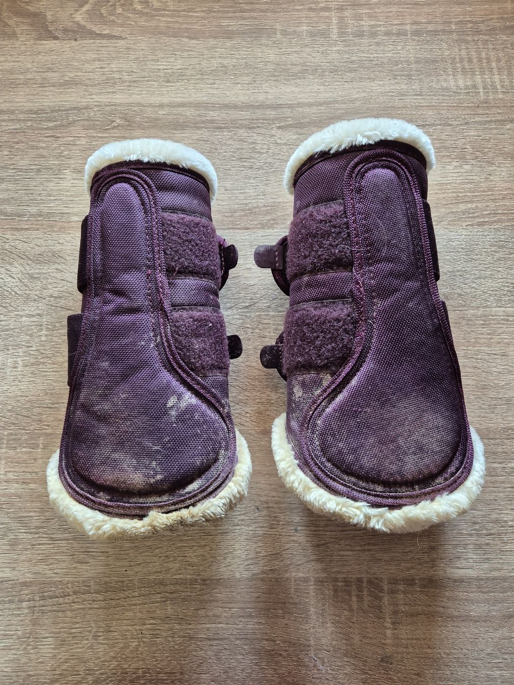 Eskadron Stinchiere & Fasciature: Eskadron Lammfell Gamaschen M – Usato da Meggen venduto da Orrinka20 1