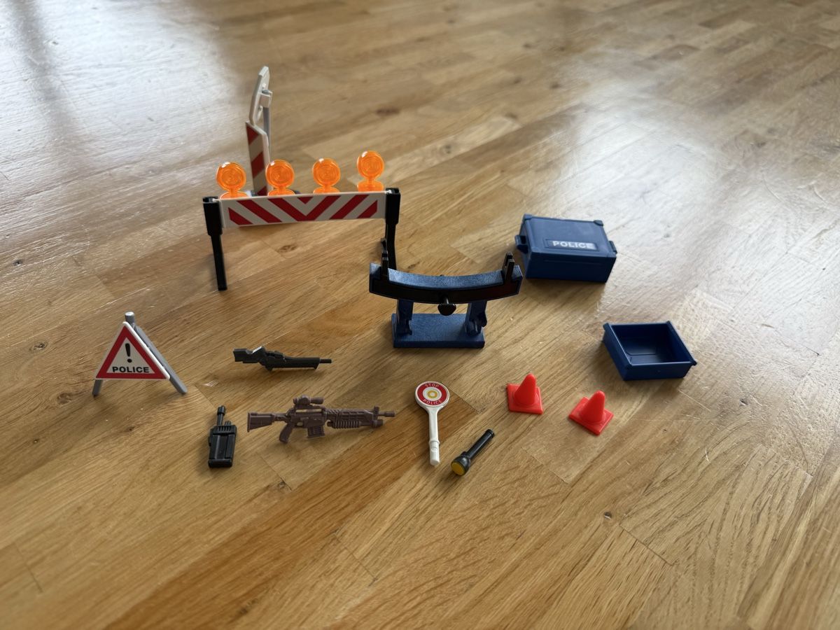 Playmobil Giocattoli: Playmobil Bundle - Accessories, Figures, Sets & More! – Usato da Zürich venduto da Sven1968 4