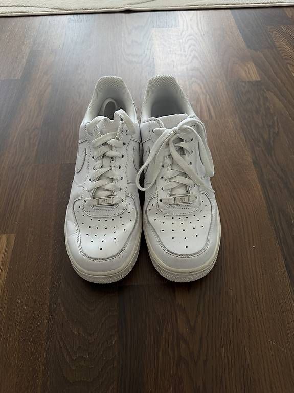 Chaussures hommes: Nike AF1 – D'occasion à Dietikon par mic_l9hy 1