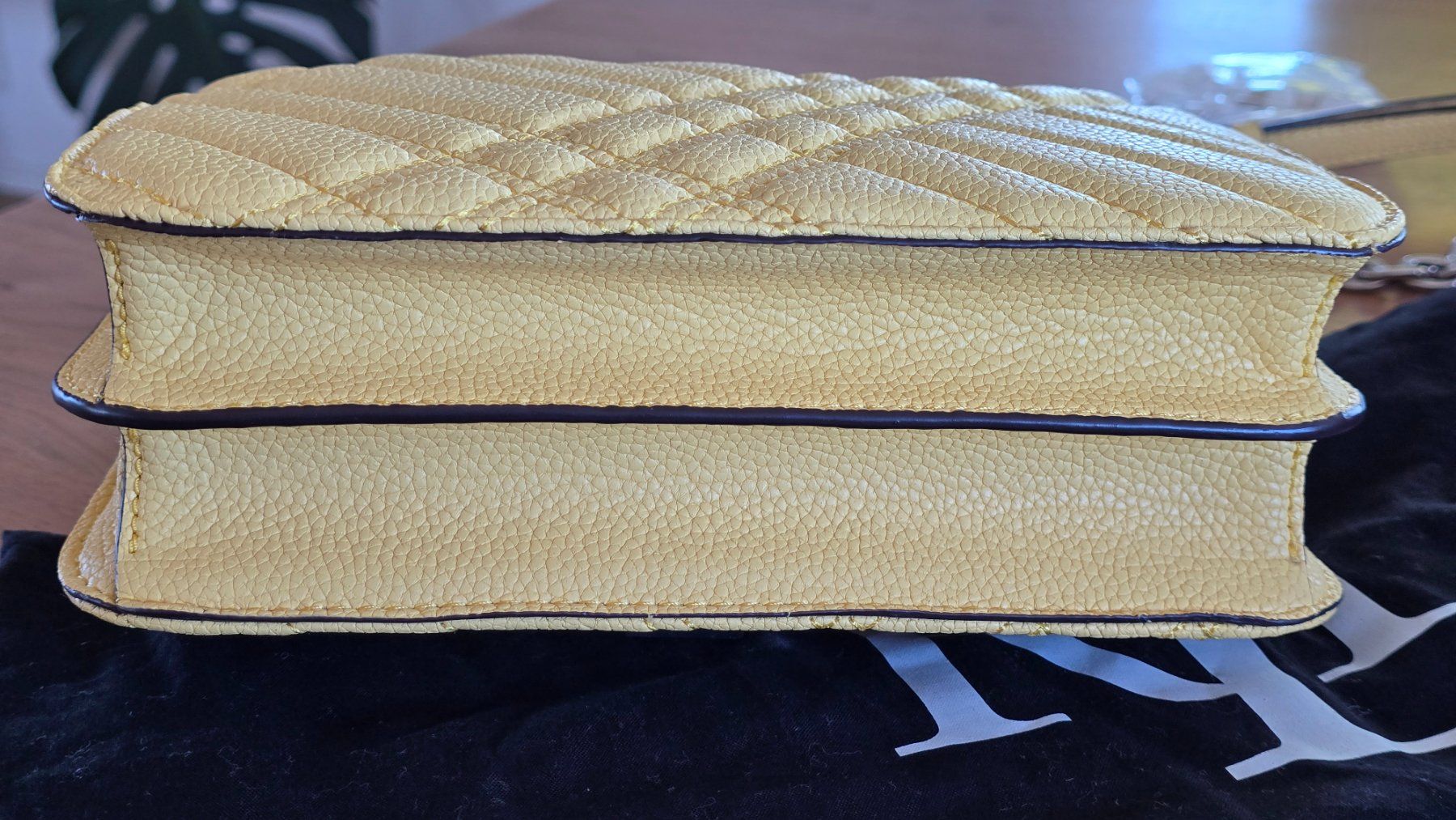 Ralph Lauren Borse da donna: Ralph Lauren Madison Handtasche gelb – Usato da Uster venduto da proshka74 4
