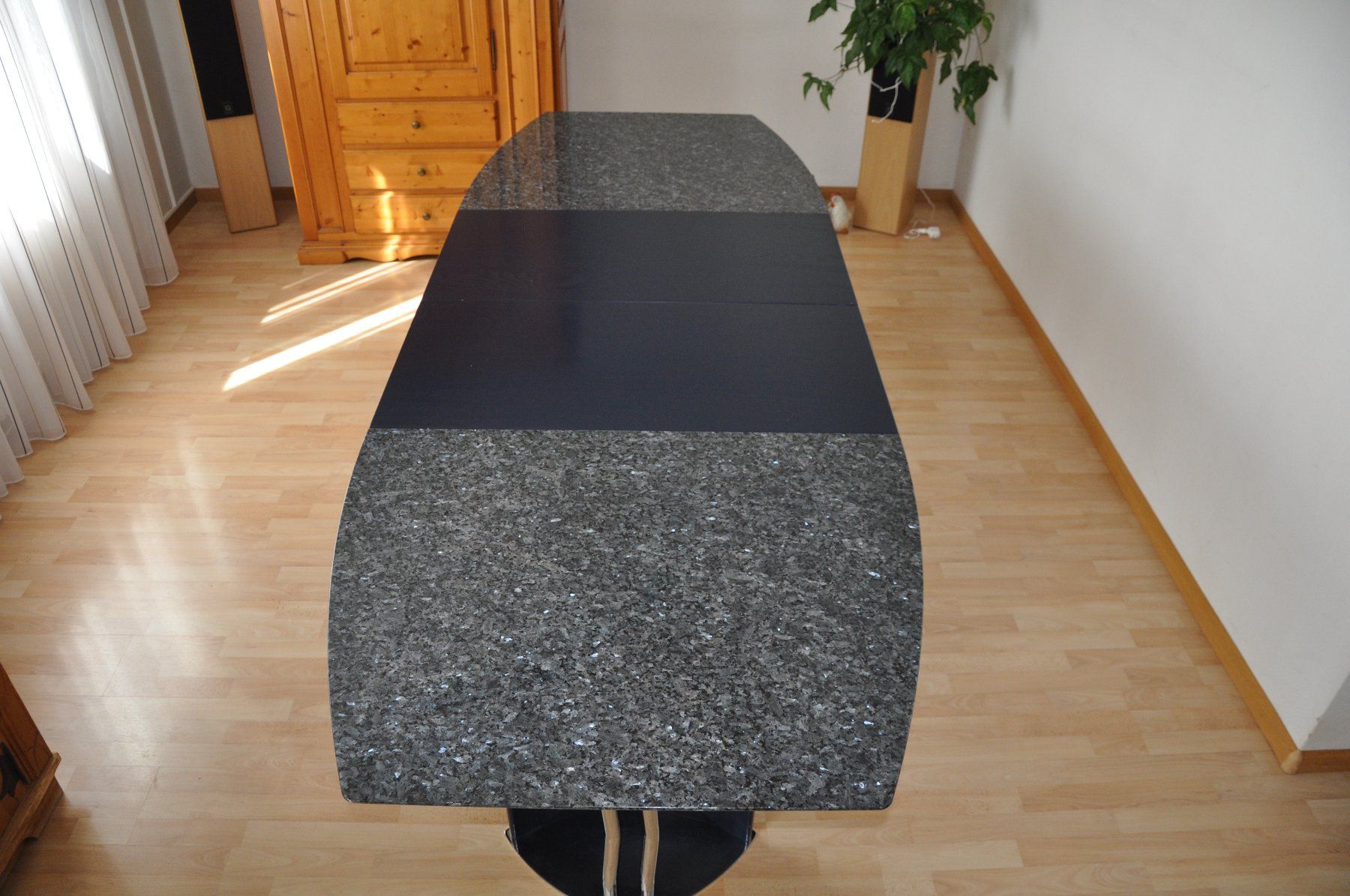 Tavoli: Auszugtisch Granit Labradur – Usato da Fulenbach venduto da Hsteinadler01 1