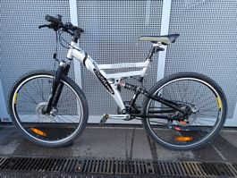 Mountainbike California Fully ab Service