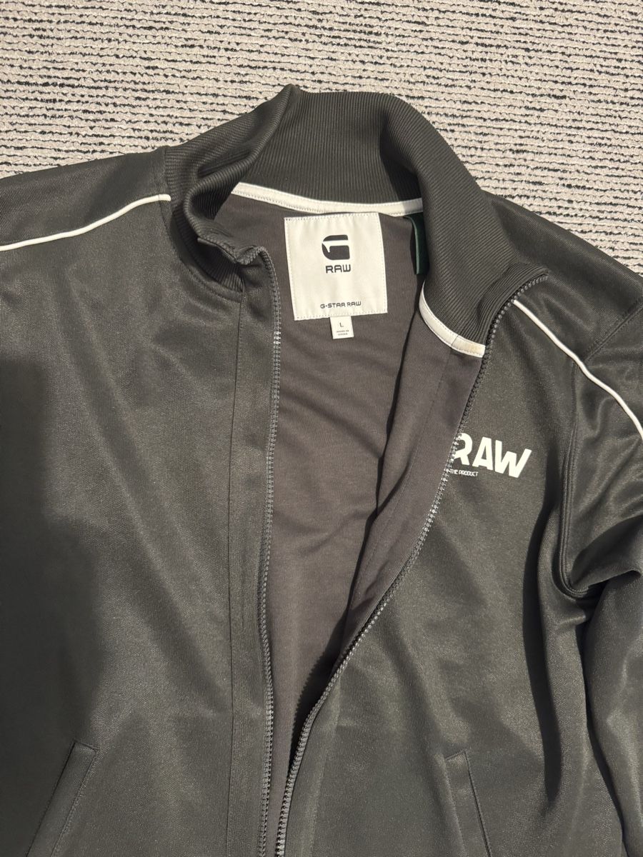 G-Star Completi: G-star tracksuit – Usato da Zug venduto da pav_q5f7 3