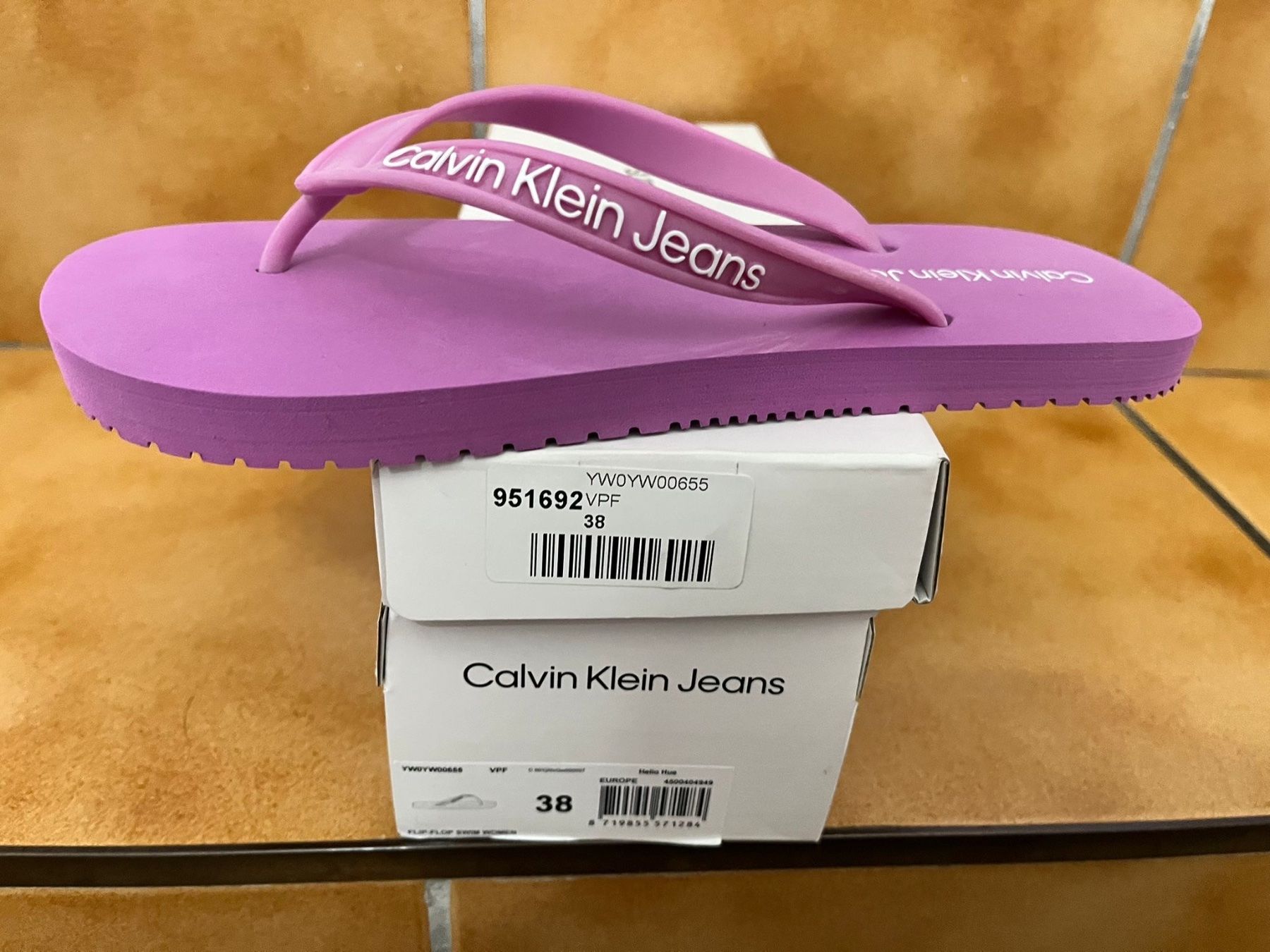 Calvin Klein Damenschuhe: Infradito CK – Neu und originalverpackt aus Davesco soragno von Gaby230