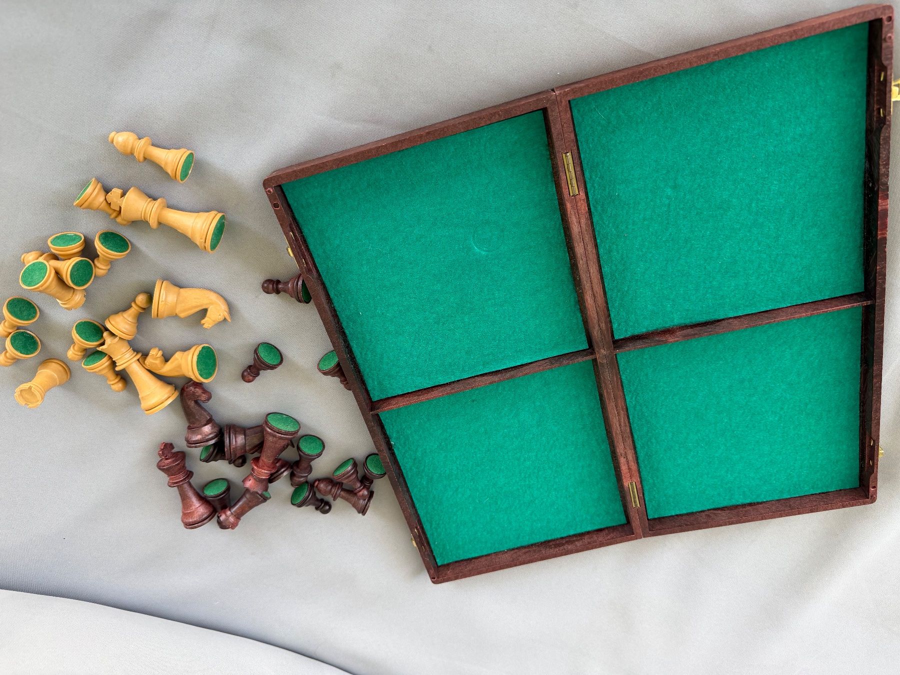 Spiele: Schah Brett mit Figuren – Gebraucht aus St.Gallen von bubo2008 7