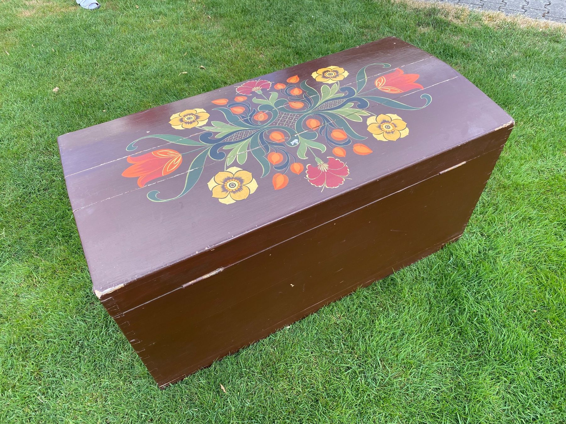Truhen: Holztruhe bemalt 110x55x55 cm – Gebraucht aus Muri AG von Edyson 3