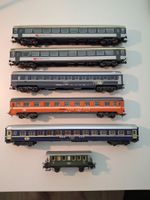 Set mit 6 Personenwagen Spur H0
