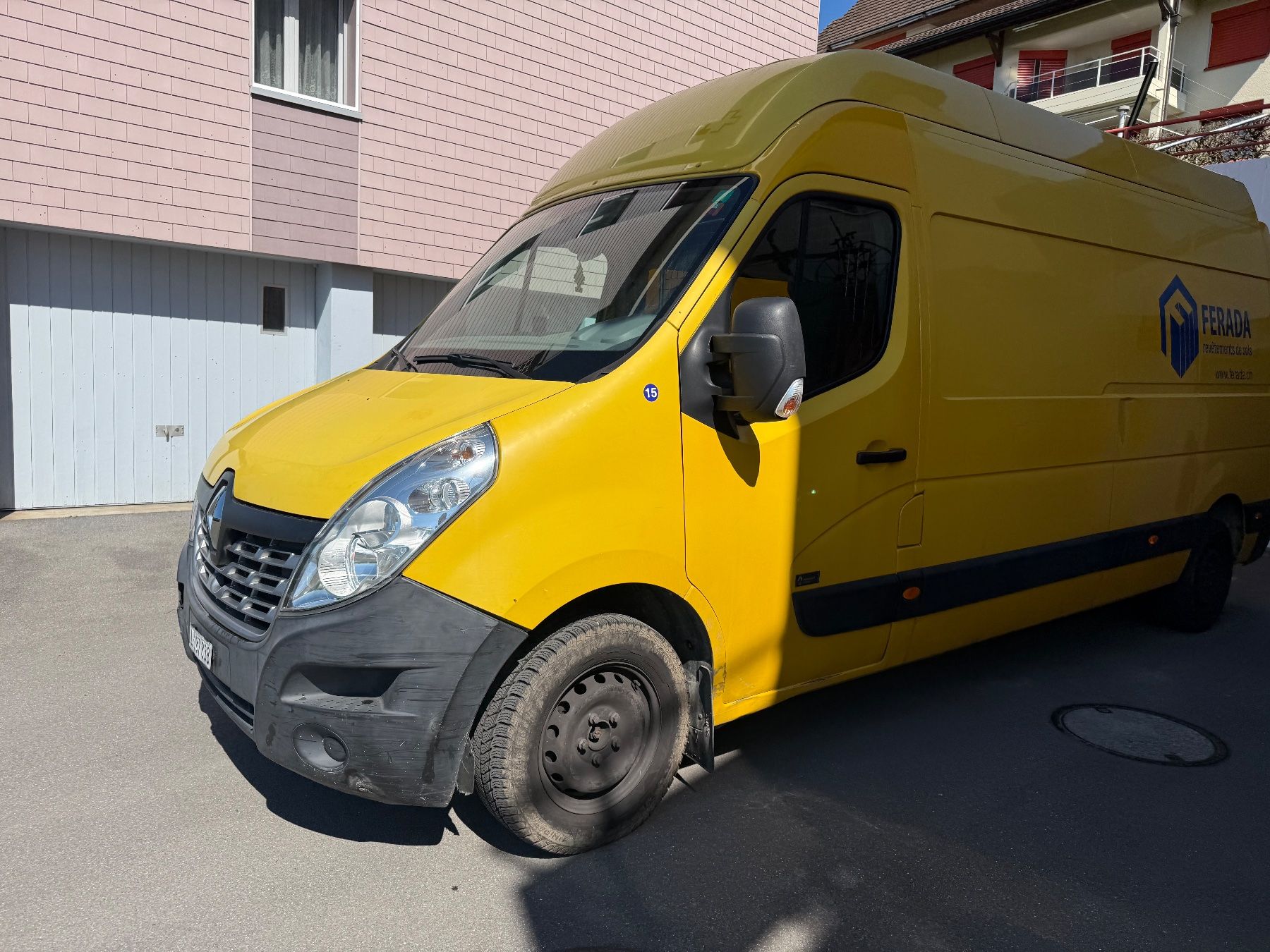 Renault Nutzfahrzeuge: Renault Master Kastenwagen gelb 2017 mit Problemen – Defekt aus Cham von cengo_ag 3