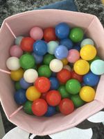 Bällebad-Bälle ca. 150 Stück inkl. Spielzeugkorb Einhorn