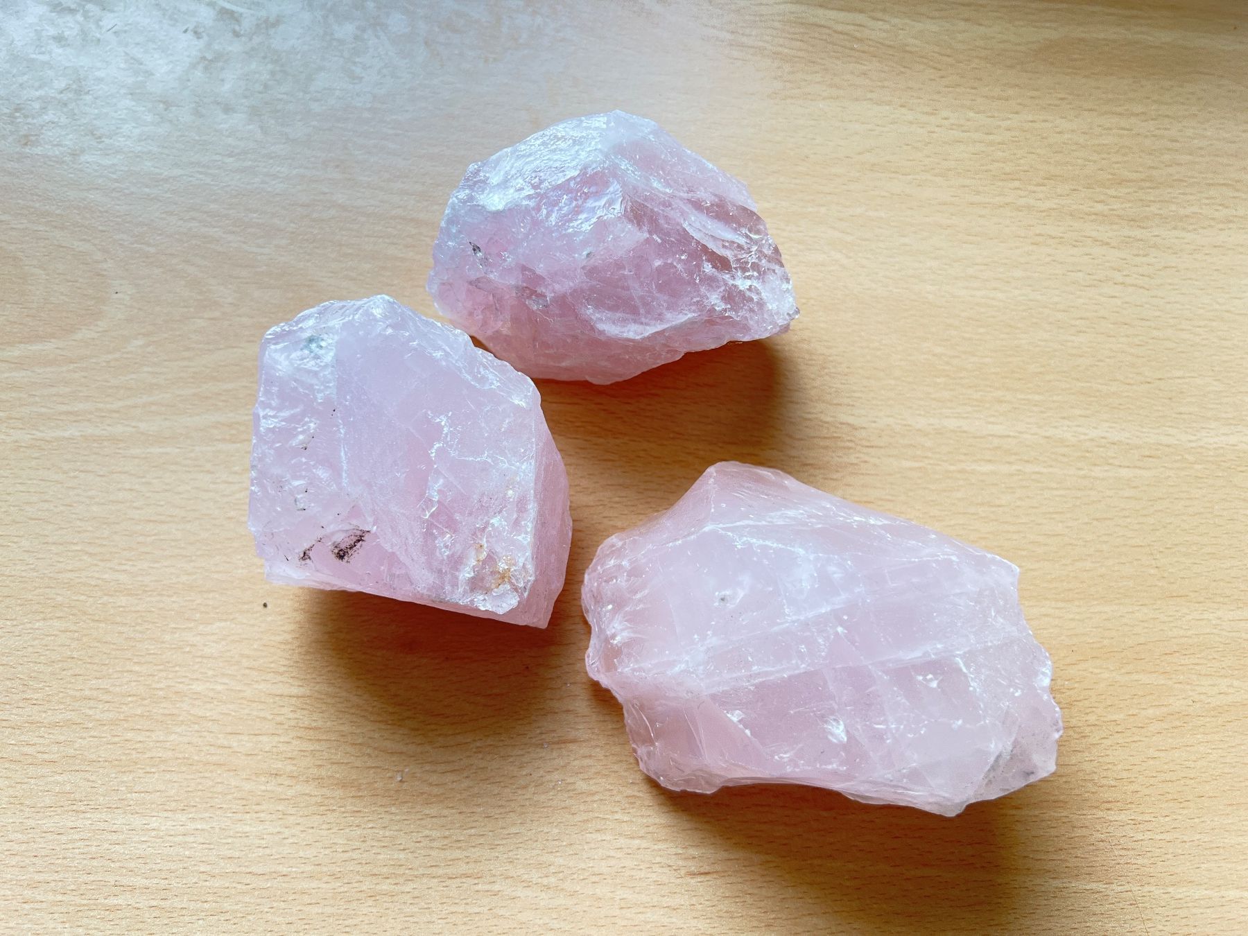 Minerali & Pietre curative: 3 Rosenquarz-Rohstein – Usato da ZUFIKON venduto da SULMI01 9