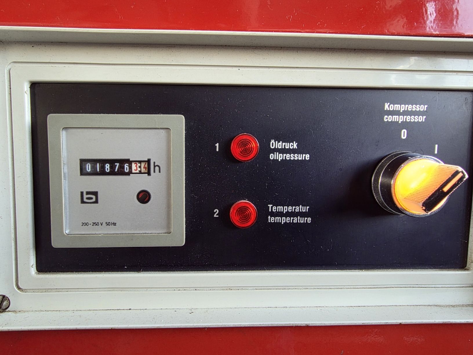 Kompressoren: BAUER Kompressor 300 Bar – Gebraucht aus dielsdorf von Kampfkunst 1