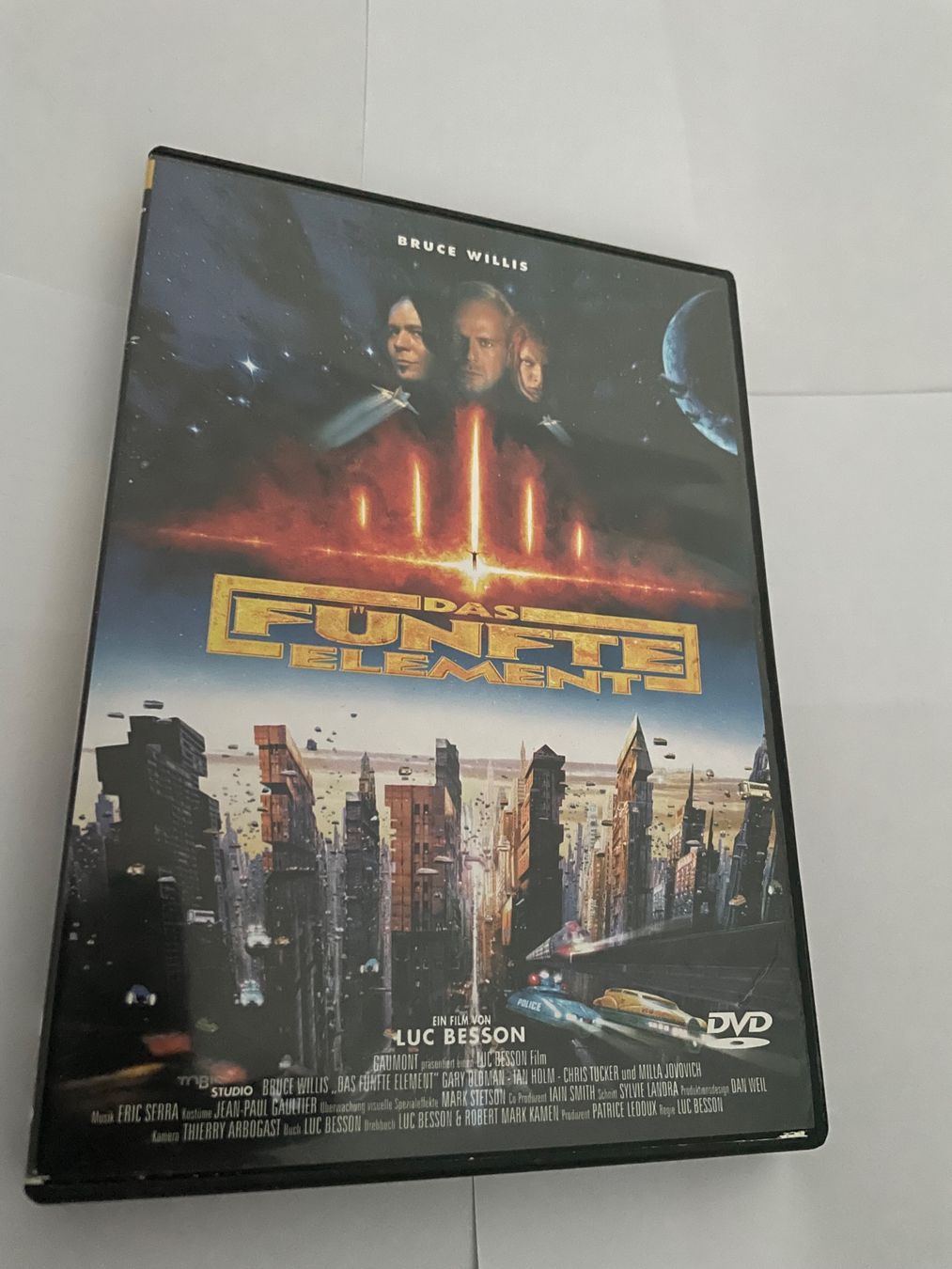Tutti i DVDs: Das Fünfte Element – Usato da Winterthur venduto da Cobraforce