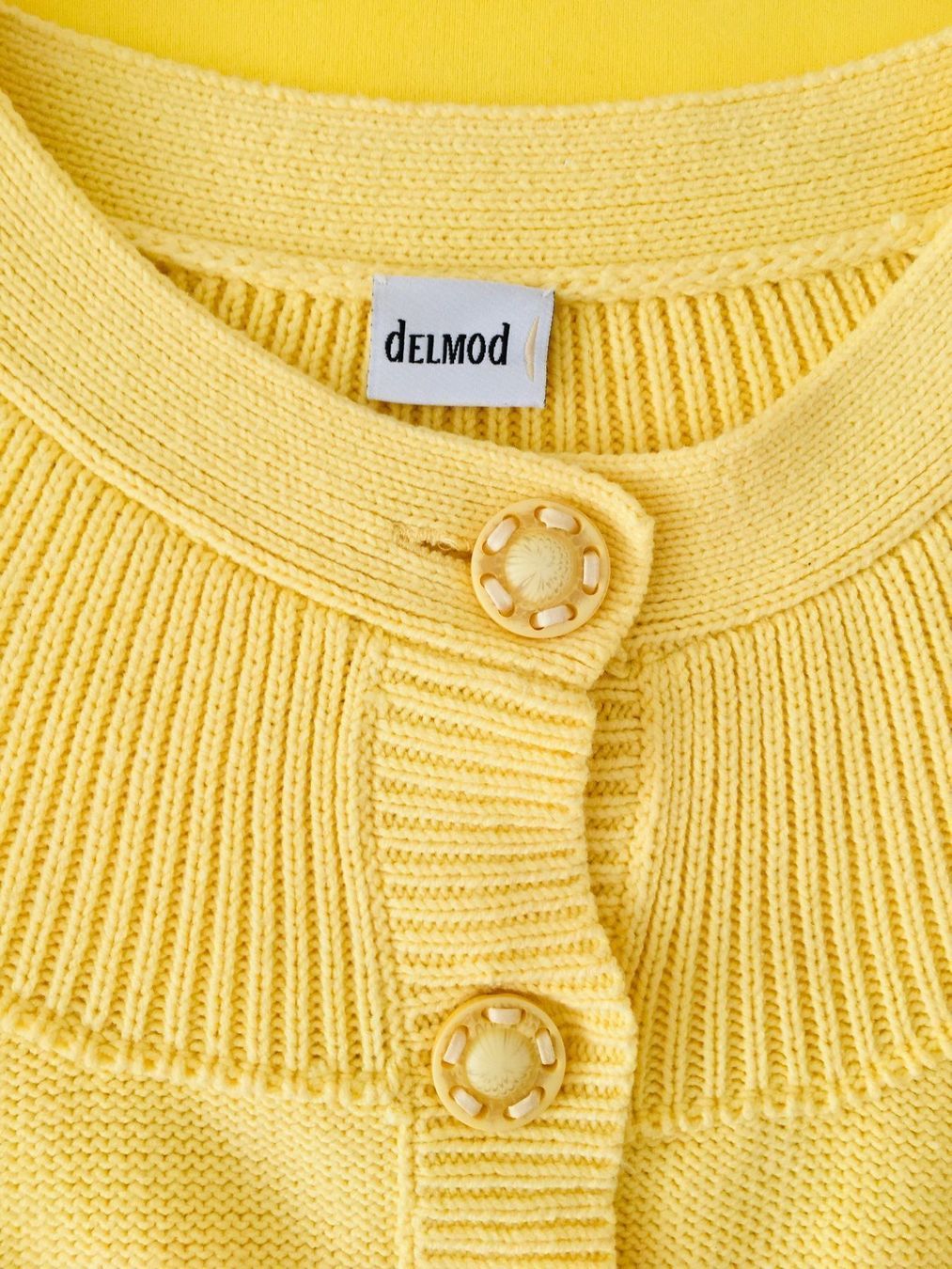 Giacche: Vanillefarbene Strickjacke aus Baumwolle – Usato da Bern venduto da Smile-2707