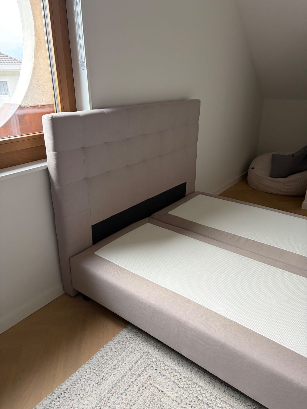 Letti: Boxspring 160x200 en parfait état – Usato da St-Sulpice VD venduto da bor_wtr2 3