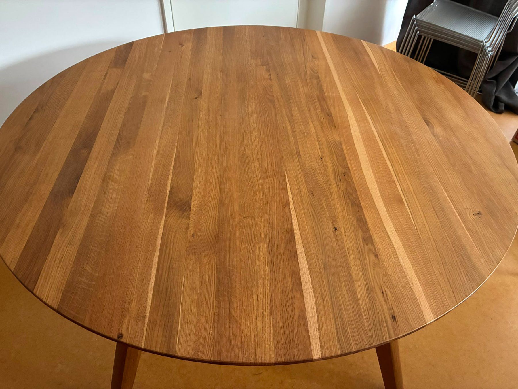 Livique Tables: Massivholztisch Eiche Rund – D'occasion à Henau par est_kr2r 2