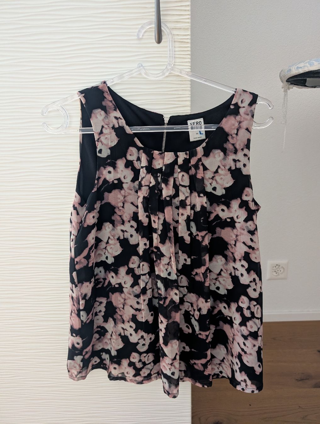 Vero Moda Top: Top Business – Usato da Wattenwil venduto da lilifee18