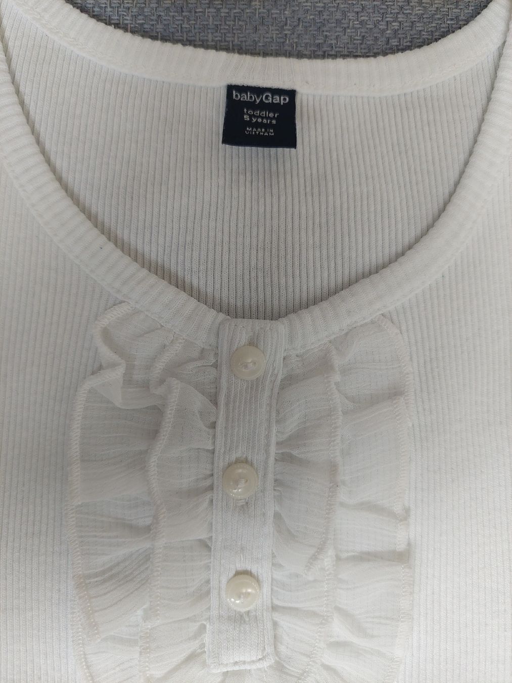 Gap Camicette, T-shirt & Top: Gap Top Gr. 110 (5 Jahre) – Usato da Flims Dorf venduto da Truemorish 1