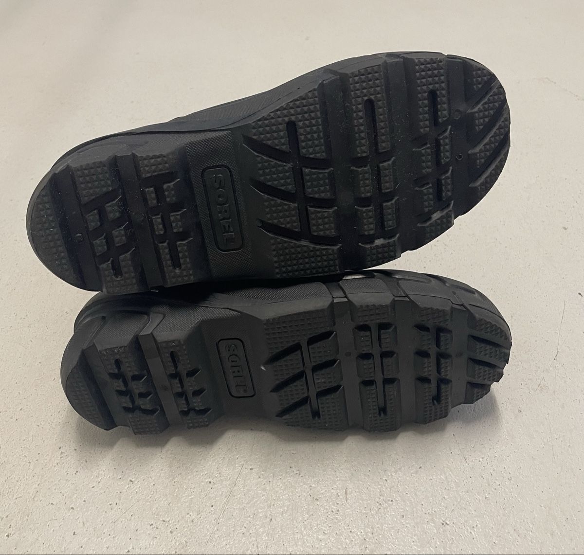 Scarpe per ragazzi: Winterstiefel von Sorel – Usato da Hellbühl venduto da Forny1 2