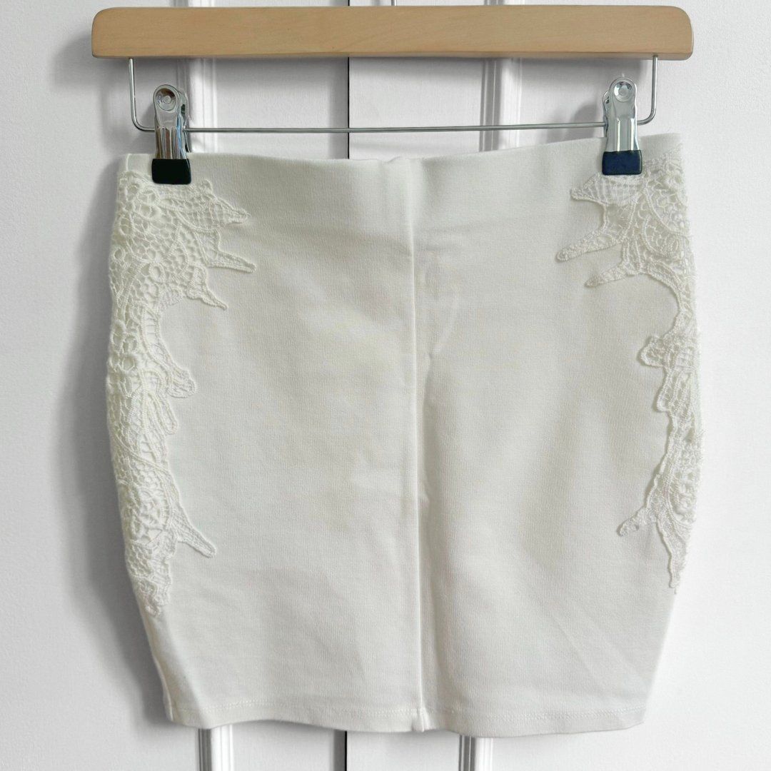 Pimkie Gonne: PIMKIE Jupe Courte Beige - Taille S – Usato da Vevey venduto da secondlifevevey 1
