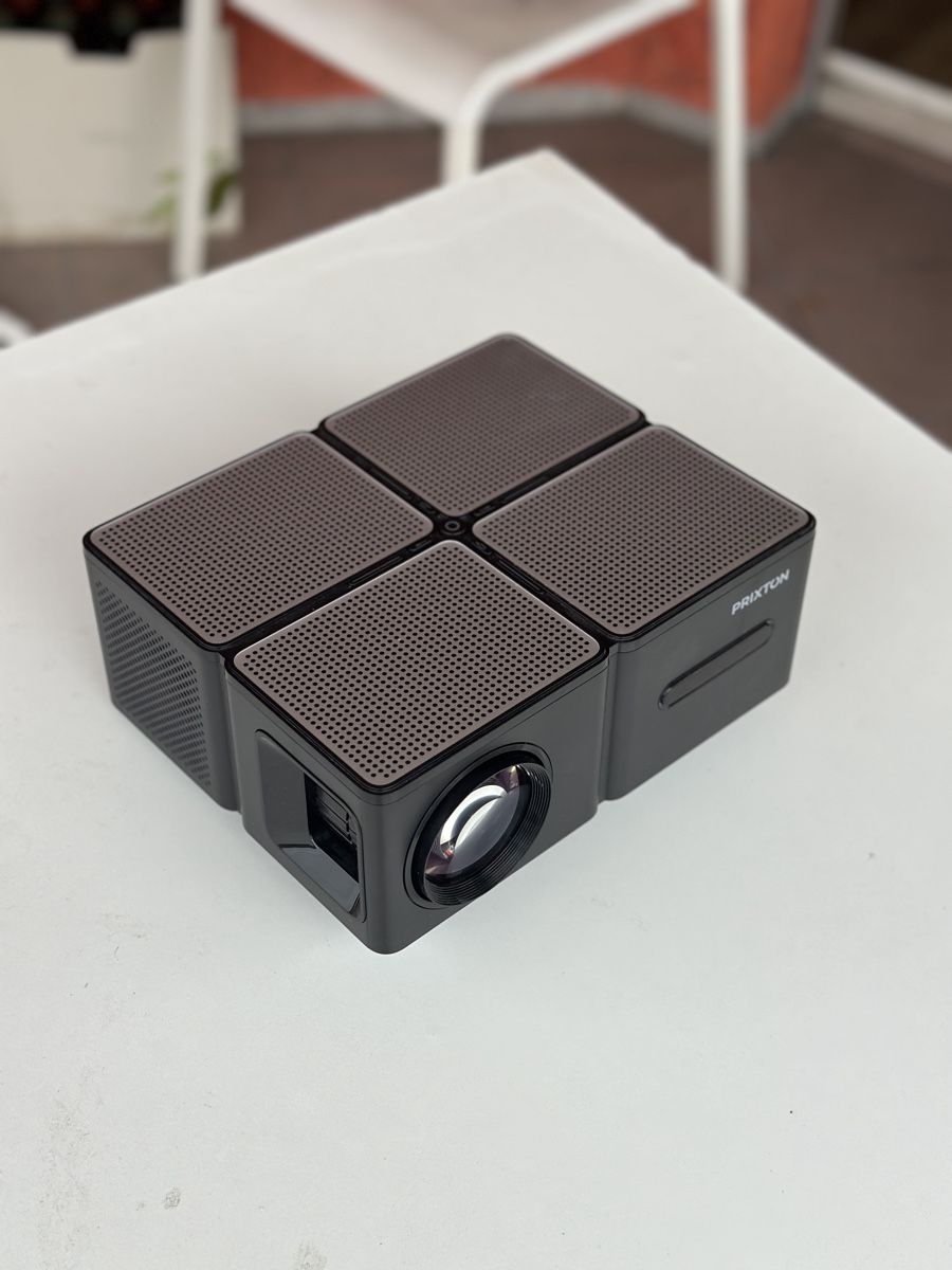 Fernseher: Projector PRIXTON Kubrick – Neu (gemäss Beschreibung) aus Glattbrugg von jbr_5w9t 1